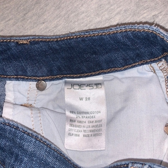 Joe’s Jeans cut off shorts - Picture 3 of 3